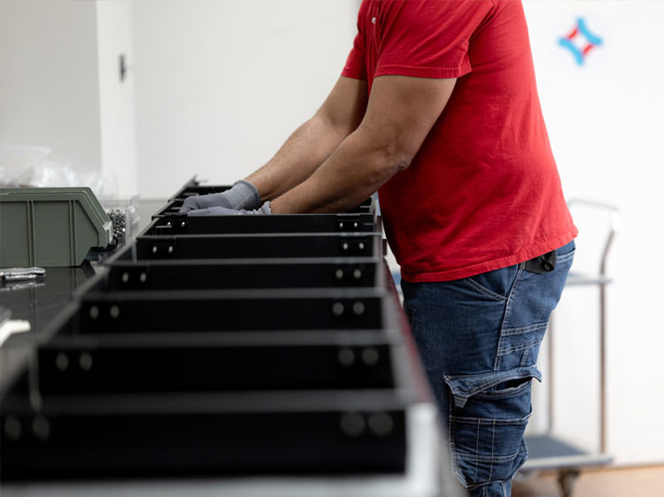 Samen werken aan de ontwikkeling van de behuizing rondom jouw hardware