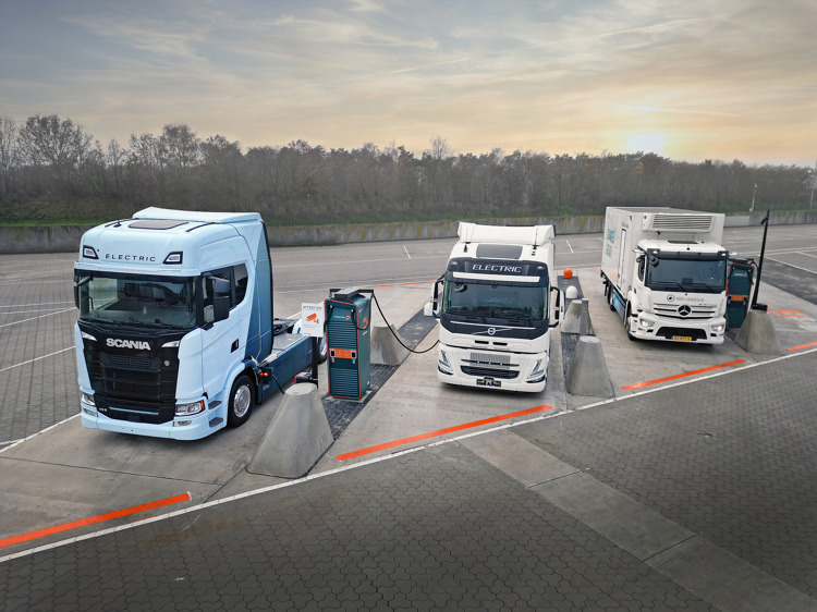 Maatwerk IPC-systemen voor automatisering